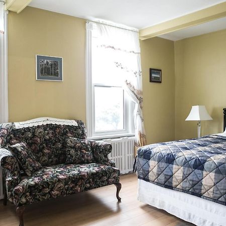 Le 227 Laurier B&B กาติโน ภายนอก รูปภาพ