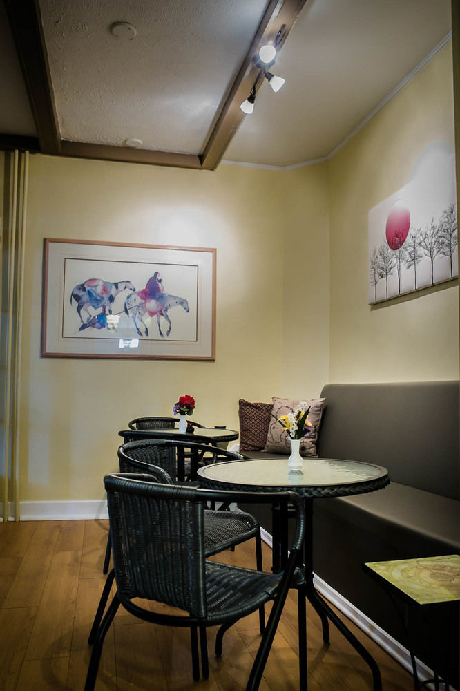 Le 227 Laurier B&B กาติโน ภายนอก รูปภาพ